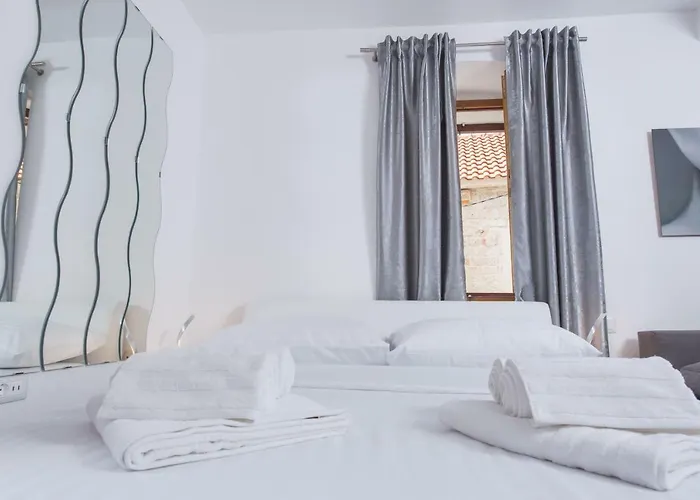 Studio Apartment Lena