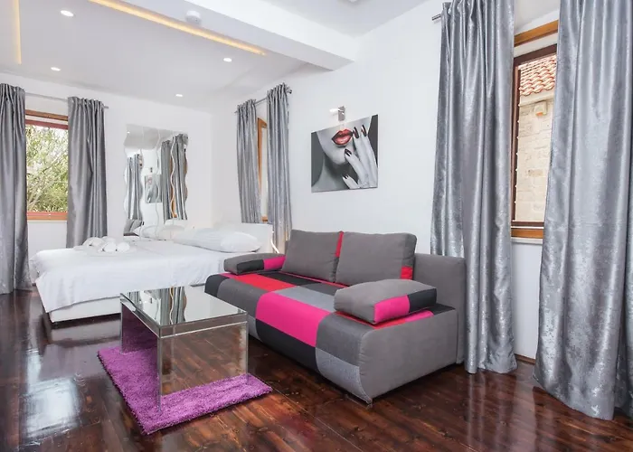 Studio Apartment Lena